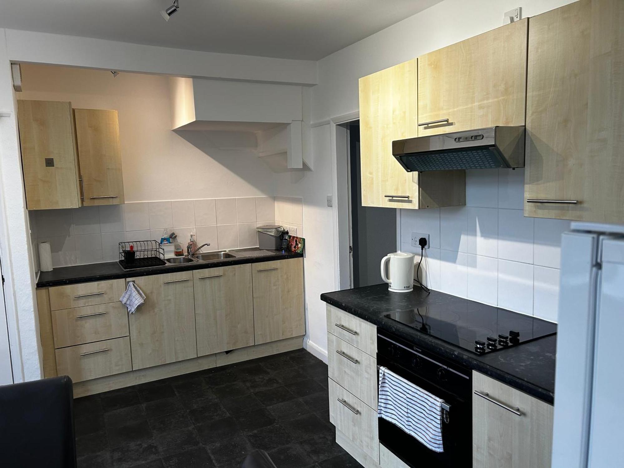 Family Home Near Cribbs Causeway And The Wave, Just 2 Minutes From Airbus And Rolls Royce Bristol Dış mekan fotoğraf